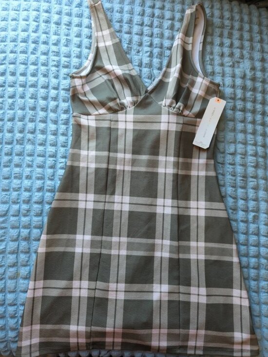 Dresses & Skirts - Cute plaid tarten grunge 90s style fitted dress size M NWT